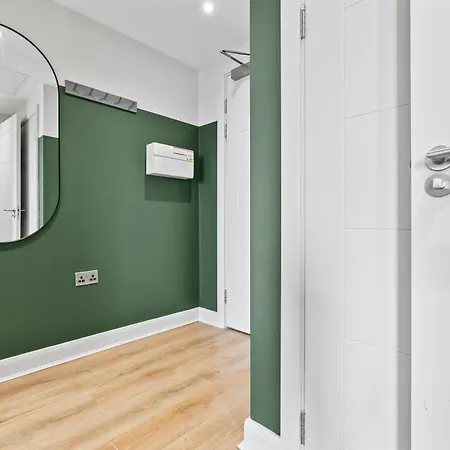 Apartment Stylish 1 Bedroom Flat In Sleeps 2 By Purestay