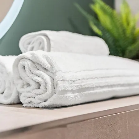 Stylish 1 Bedroom Flat In Sleeps 2 By Purestay Apartment *