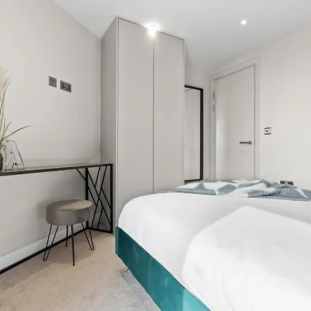 Stylish 1 Bedroom Flat In Sleeps 2 By Purestay Apartment Leeds (West Yorkshire)