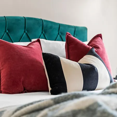 Apartment Stylish 1 Bedroom Flat In Sleeps 2 By Purestay