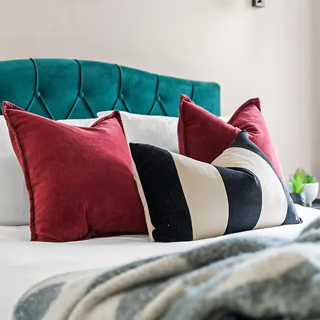 Apartment Stylish 1 Bedroom Flat In Sleeps 2 By Purestay *